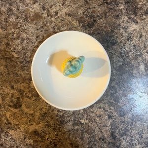 Pineapple jewelry holder